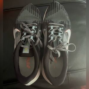 Women’s Nike Zoom Winflo 7